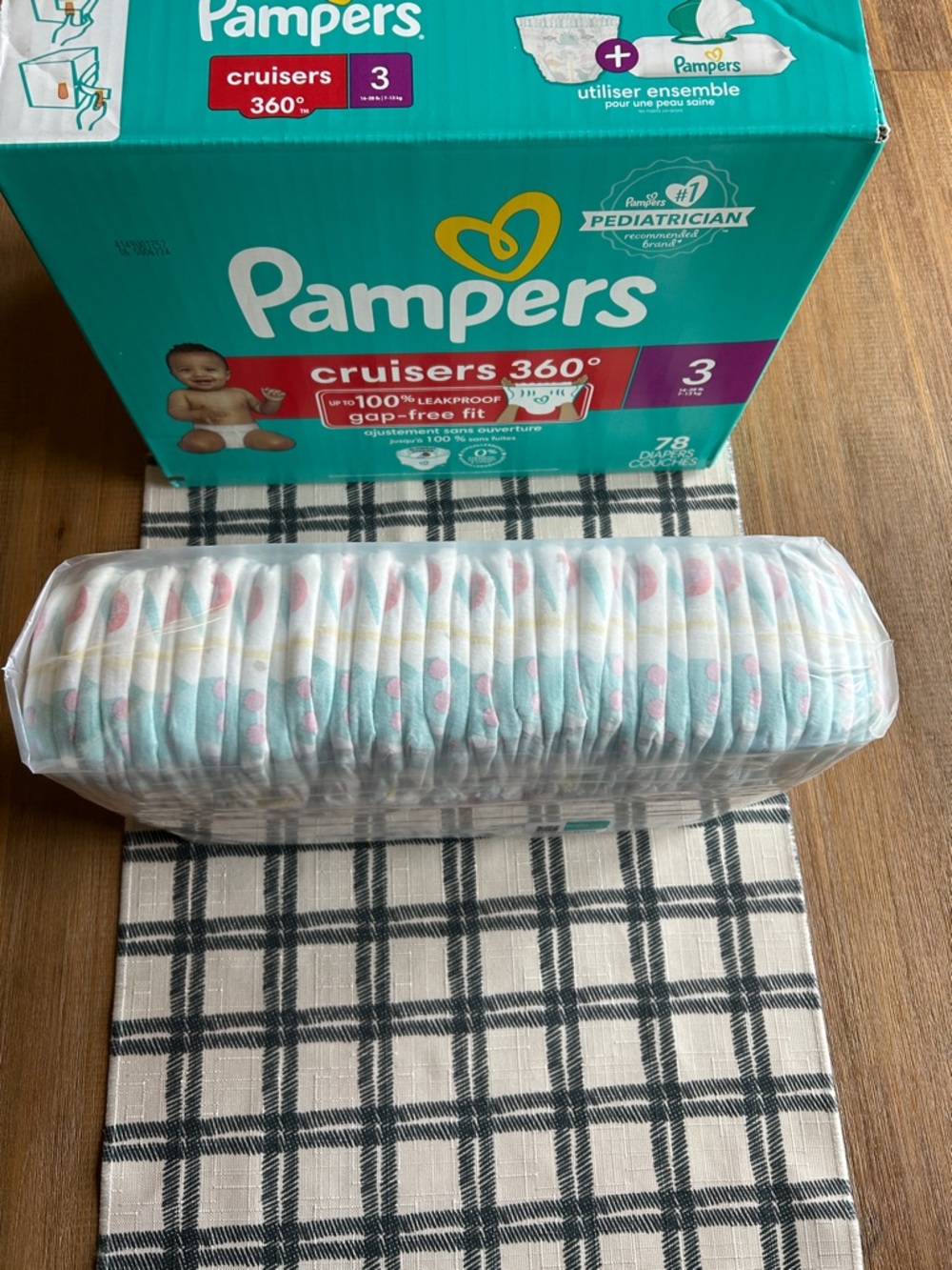 Pampers Cruisers 360° Size 3 Diapers, 39ct - Picture 2 of 4
